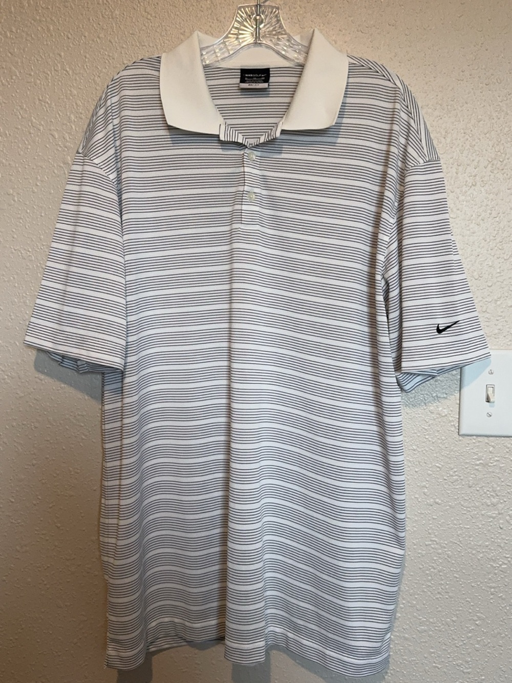 Nike Men’s White & Gray Striped Polo